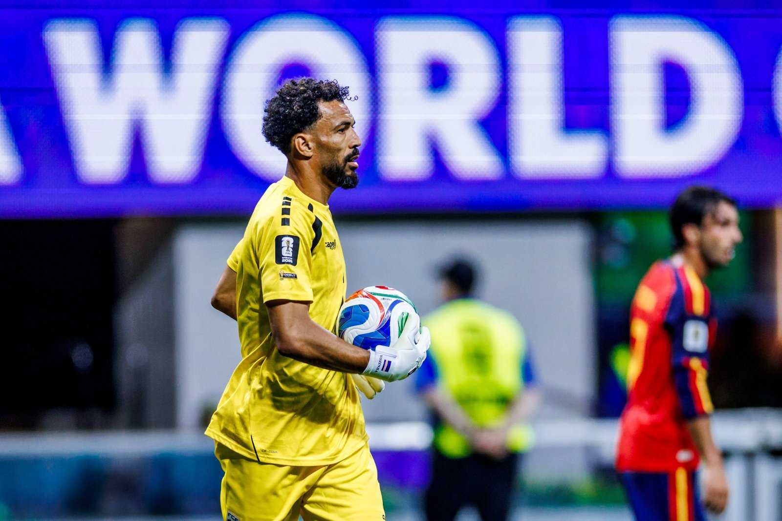 Save vs Neymar Jr